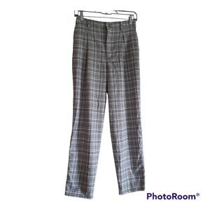Hollister Women's Ultra High Rise Black White Gray Plaid Pleated Pants